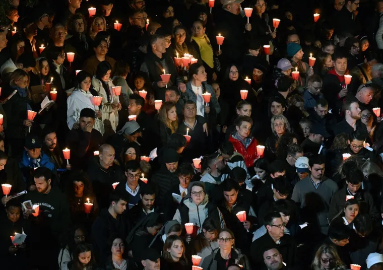 Papa Lav nosio križ na Veliki petak: Izrekao riječi koje će odjeknuti svijetom: 'Odgovarat će!'