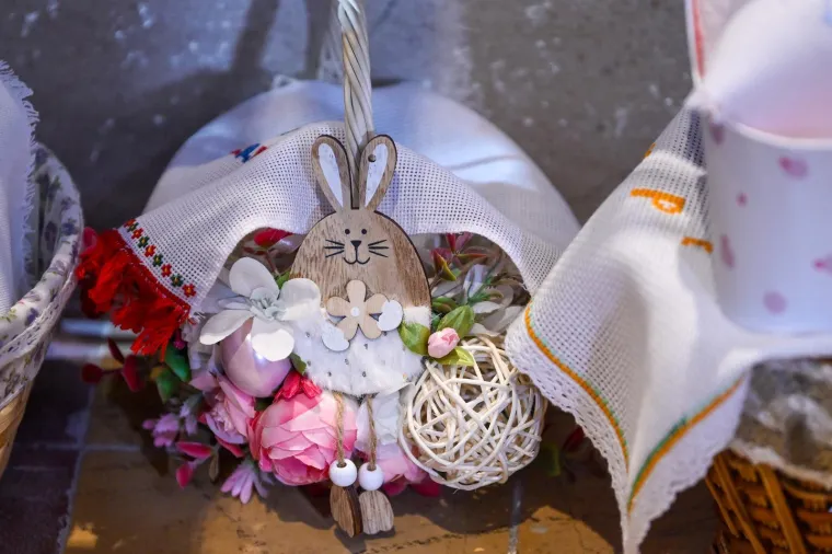 Istaknuti HDZ-ovci u prvim redovima na misi u Katedrali: Pogledajte tko je sve do&scaron;ao