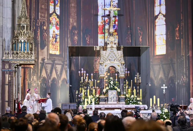 Istaknuti HDZ-ovci u prvim redovima na misi u Katedrali: Pogledajte tko je sve do&scaron;ao