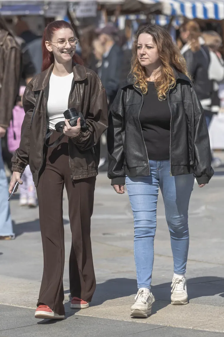 Zgodne Osječanke ukrale show: Nema tko se nije okrenuo za ovim legicama u sredi&scaron;tu grada