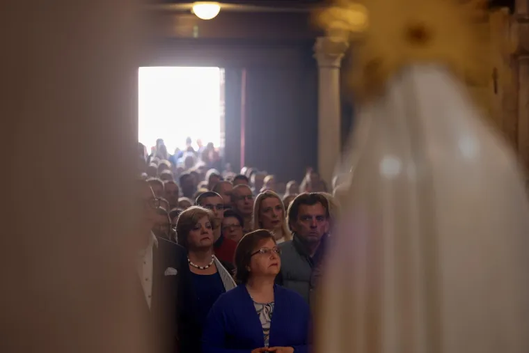 Nadbiskup Zgrablić progovorio o ranama, strahu i nadi &ndash; poruka odjeknula katedralom