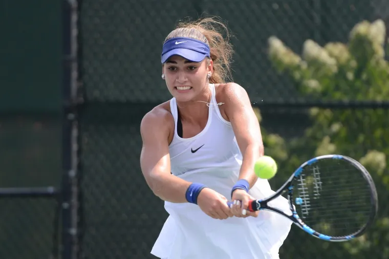 Svijet odavno nije vidio ljep&scaron;u! Svi pričaju o zaručnici slavnog tenisača: 'Radi sve'