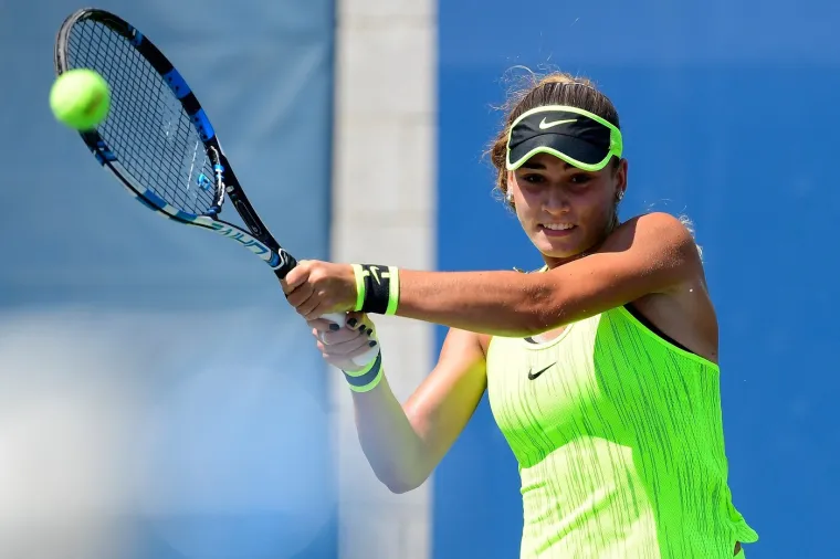 Svijet odavno nije vidio ljep&scaron;u! Svi pričaju o zaručnici slavnog tenisača: 'Radi sve'