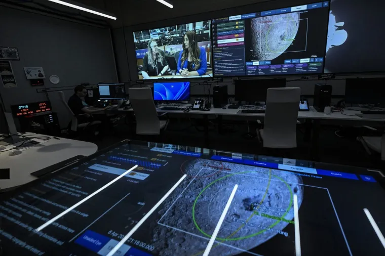 Očaravajući pogled na Zemlju s Artemisa: Lete prema tamnoj strani Mjeseca