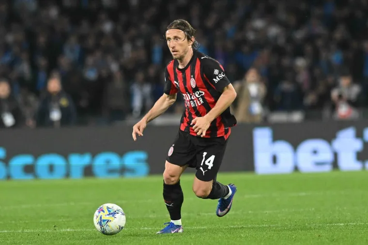 Nogometna besmrtnost! Luka Modrić odu&scaron;evio svijet: 'Vanzemaljac u pokretu, brutalno'