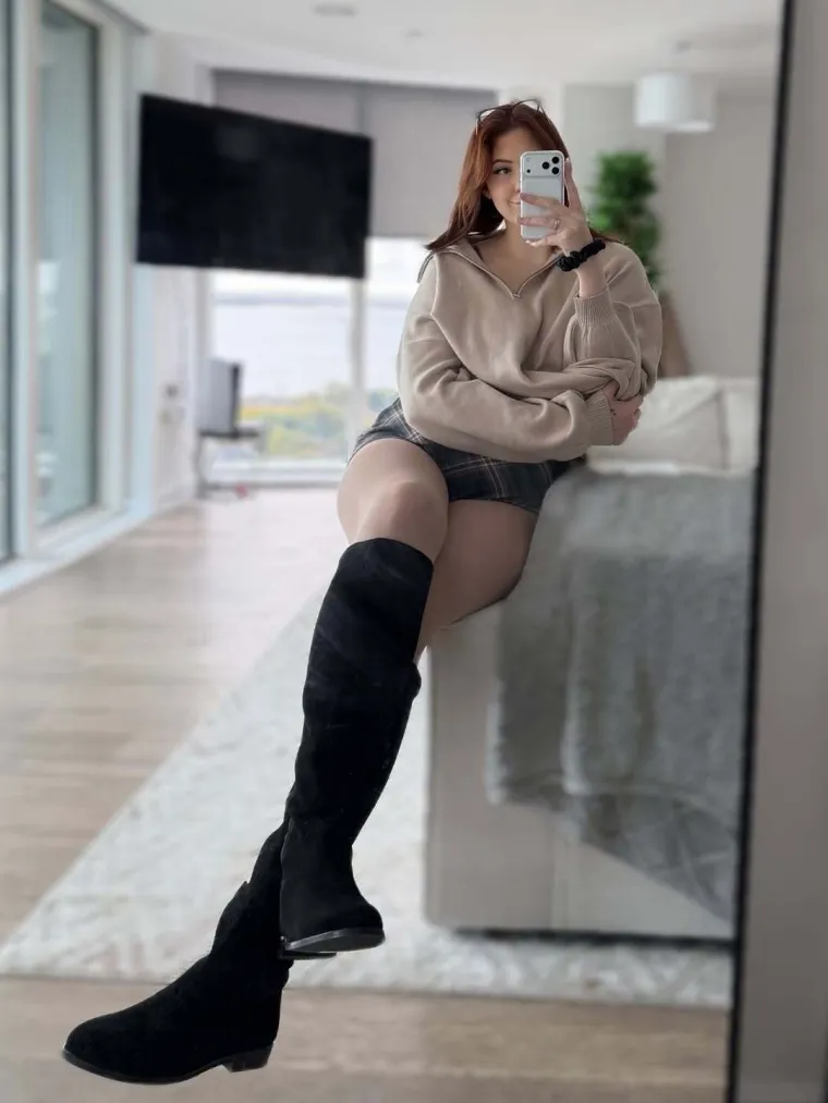 Visoka je 205 centimetara, dugo nije mogla naći dečka, a danas poput magneta privlači makrofile