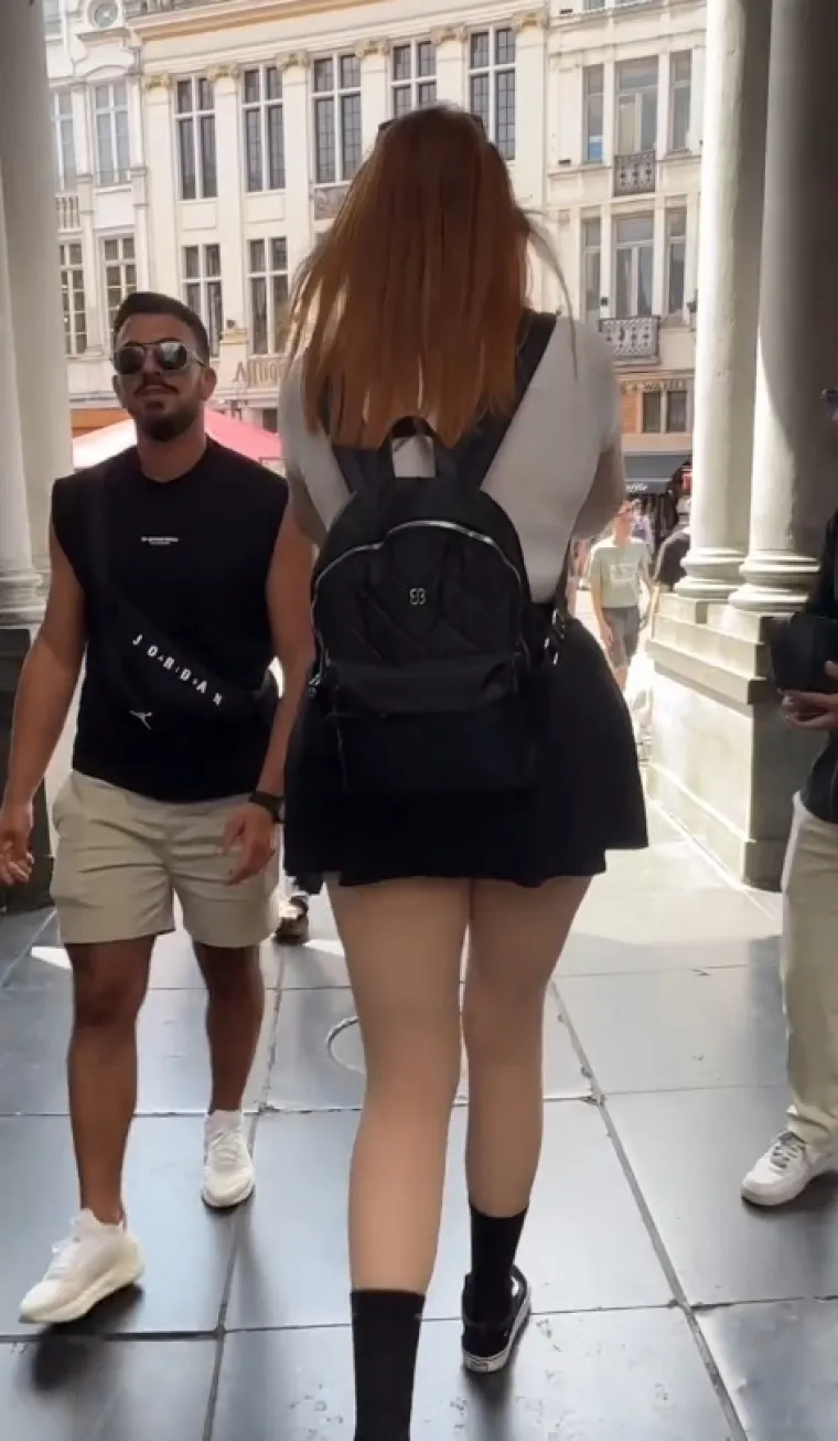 Visoka je 205 centimetara, dugo nije mogla naći dečka, a danas poput magneta privlači makrofile