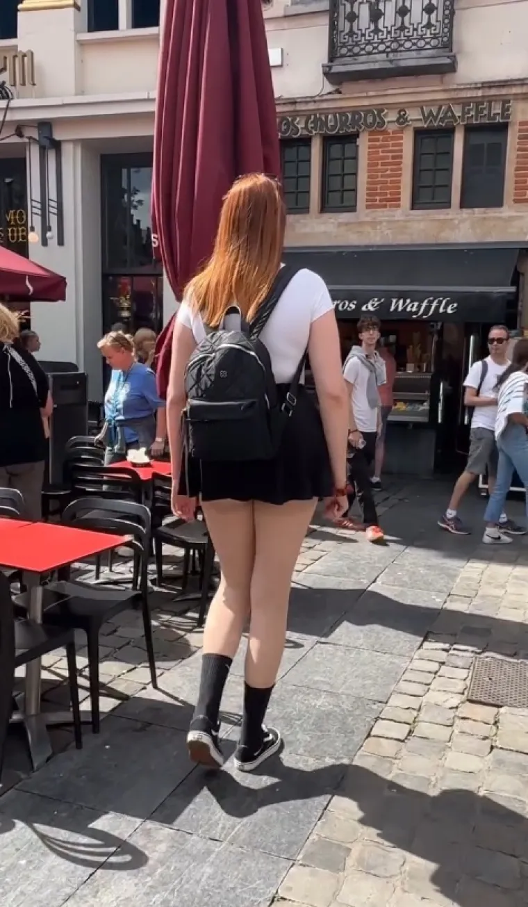 Visoka je 205 centimetara, dugo nije mogla naći dečka, a danas poput magneta privlači makrofile