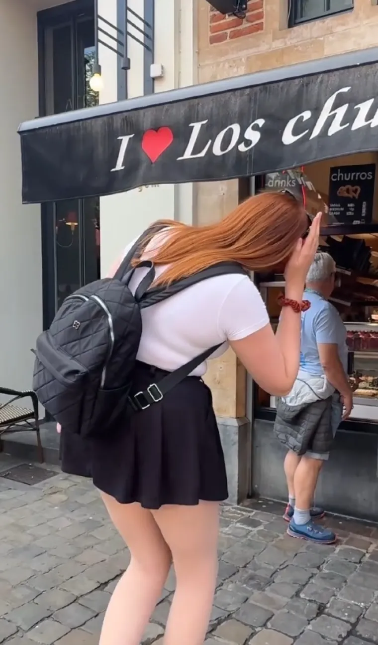 Visoka je 205 centimetara, dugo nije mogla naći dečka, a danas poput magneta privlači makrofile