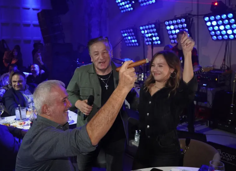 Rijetko ju viđamo: Talentirana Jovana, osim srca publike, osvojila i Gorana Bogdana