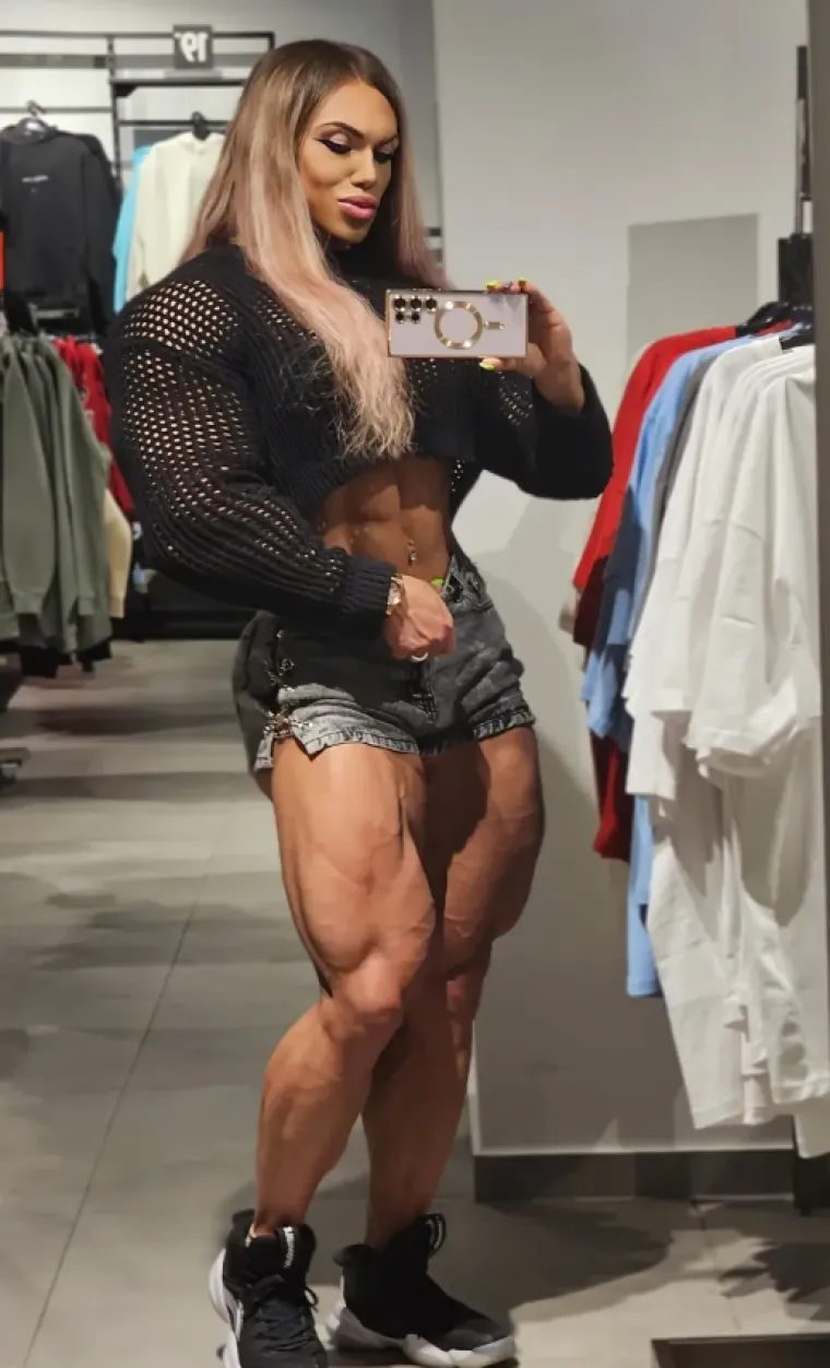 Od krhke djevojčice do 'Hulka': Nadma&scaron;ila Schwarzeneggera? Evo kako je izgledala prije