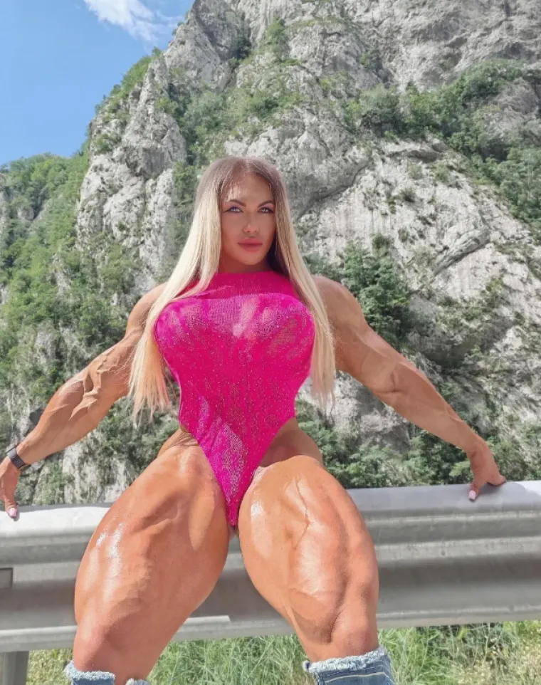 Od krhke djevojčice do 'Hulka': Nadma&scaron;ila Schwarzeneggera? Evo kako je izgledala prije