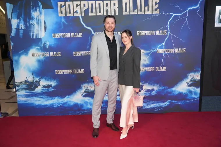 Ovako izgleda kada se okupi glumačka elita: Stigla i kontroverzna zvijezda o kojoj bruji regija