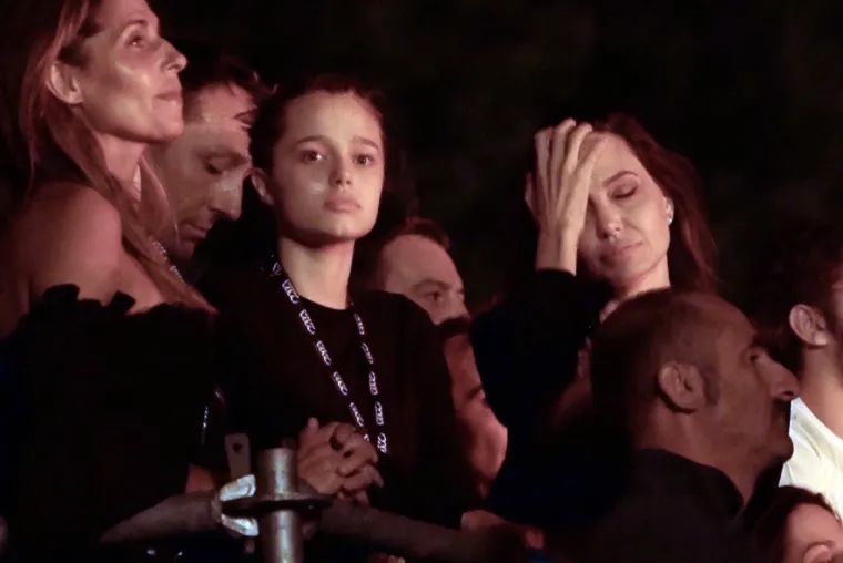 Postala ženstvenija i odbacila mu&scaron;ku modu: Ne zna se sliči ili vi&scaron;e na majku ili oca