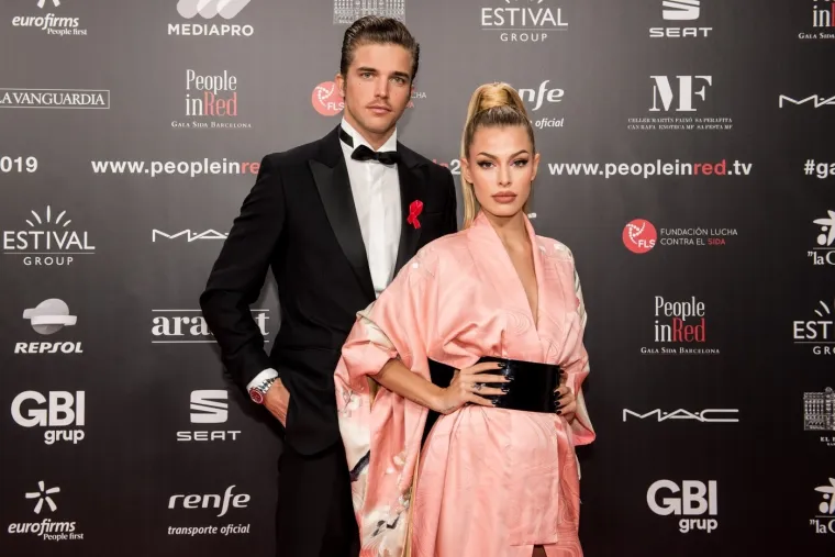 Podiže temperaturu gdje god se pojavi: Tko je plavu&scaron;a koju zovu 'najodvažnijom WAGsicom'?