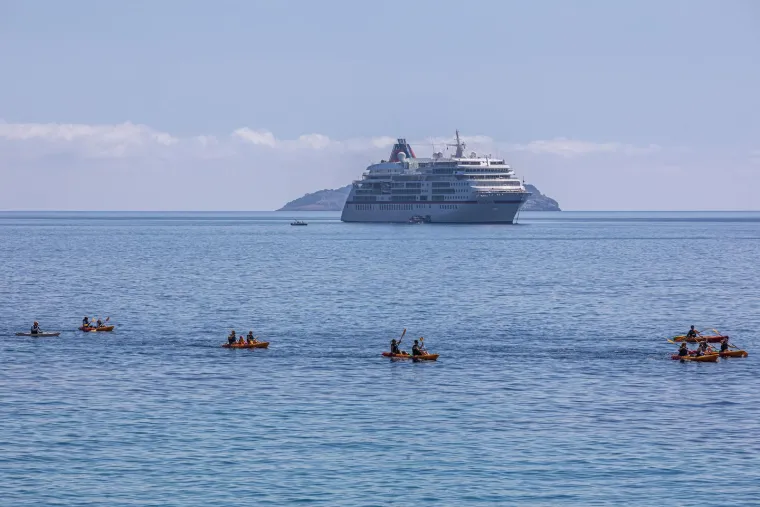 Tko im ne bi zavidio? Pogledajte prizore s najpoznatije plaže u Dubrovniku