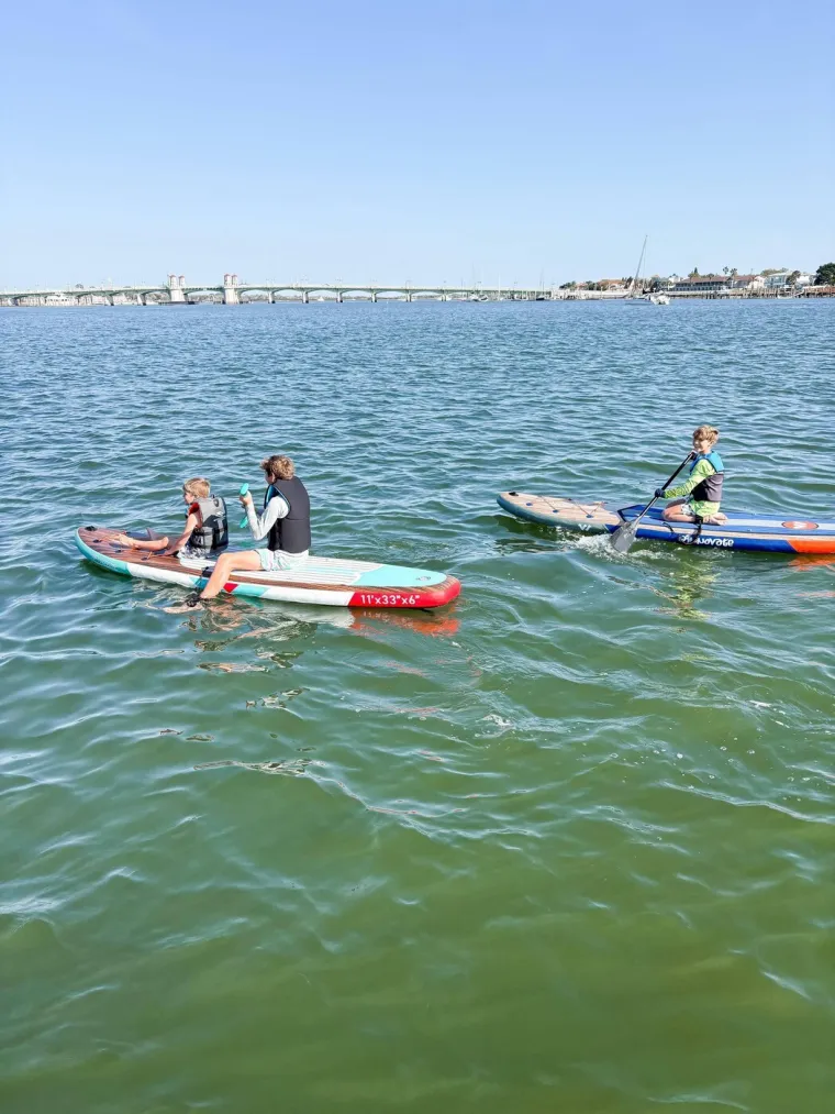 Prodali su sve &scaron;to su imali, preselili na brod, te smanjili životne tro&scaron;kove za čak 75%!