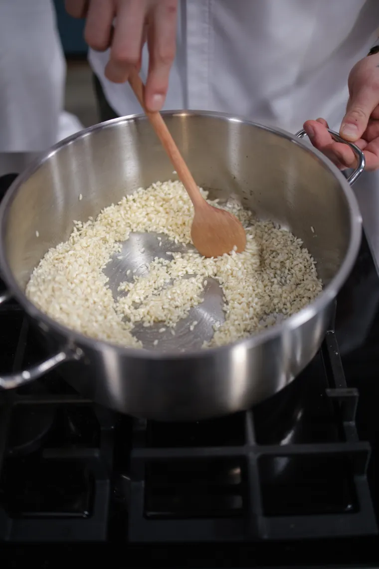 Zavirili smo iza kulisa &lsquo;Igre chefova&rsquo;: Michelin doručak, vrhunska atmosfera i ekipa koja osvaja