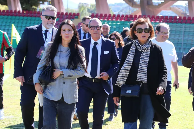 Glamurozna kći milijardera (23) preuzela kultni klub, ali razvoj događaja iznenadio je mnoge