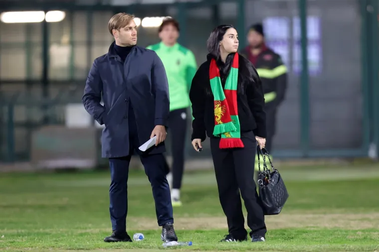 Glamurozna kći milijardera (23) preuzela kultni klub, ali razvoj događaja iznenadio je mnoge