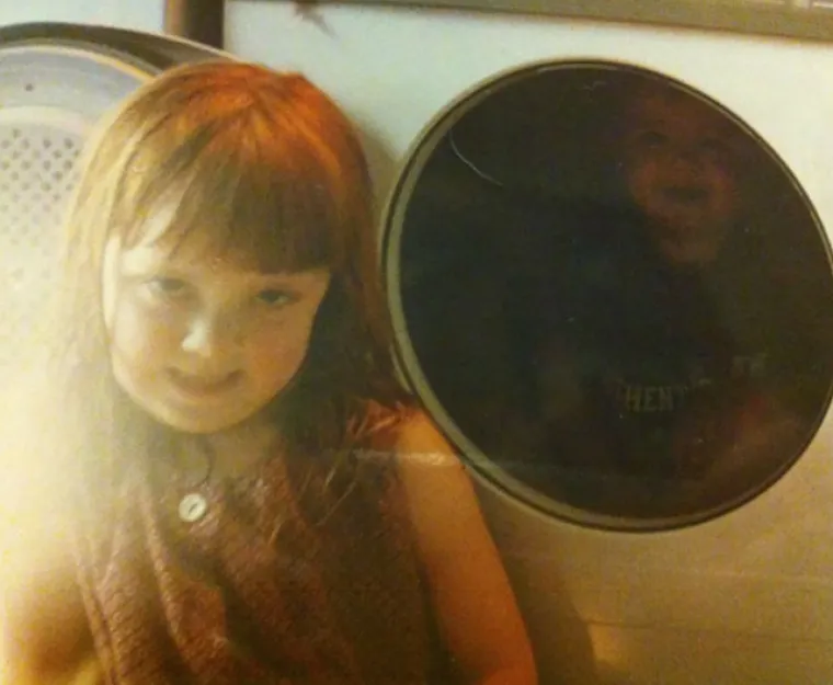 Ljudi dijele najneugodnije fotografije s braćom i sestrama: Ove su čisti urnebes!