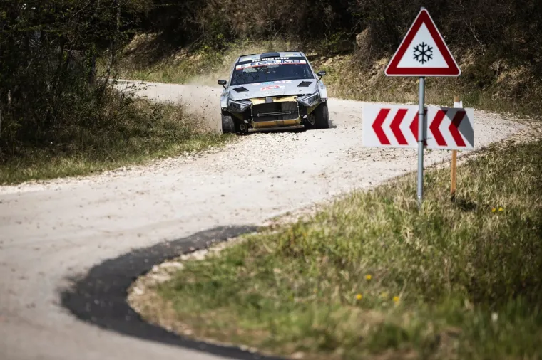 WRC Croatia Rally već prvog dana donosi velika iznenađenja: Favoriti zavr&scaron;ili izvan staze
