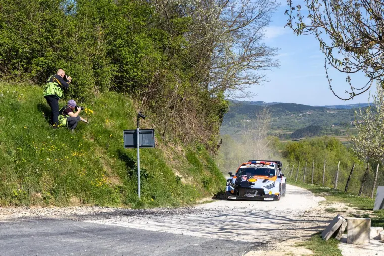 WRC Croatia Rally već prvog dana donosi velika iznenađenja: Favoriti zavr&scaron;ili izvan staze