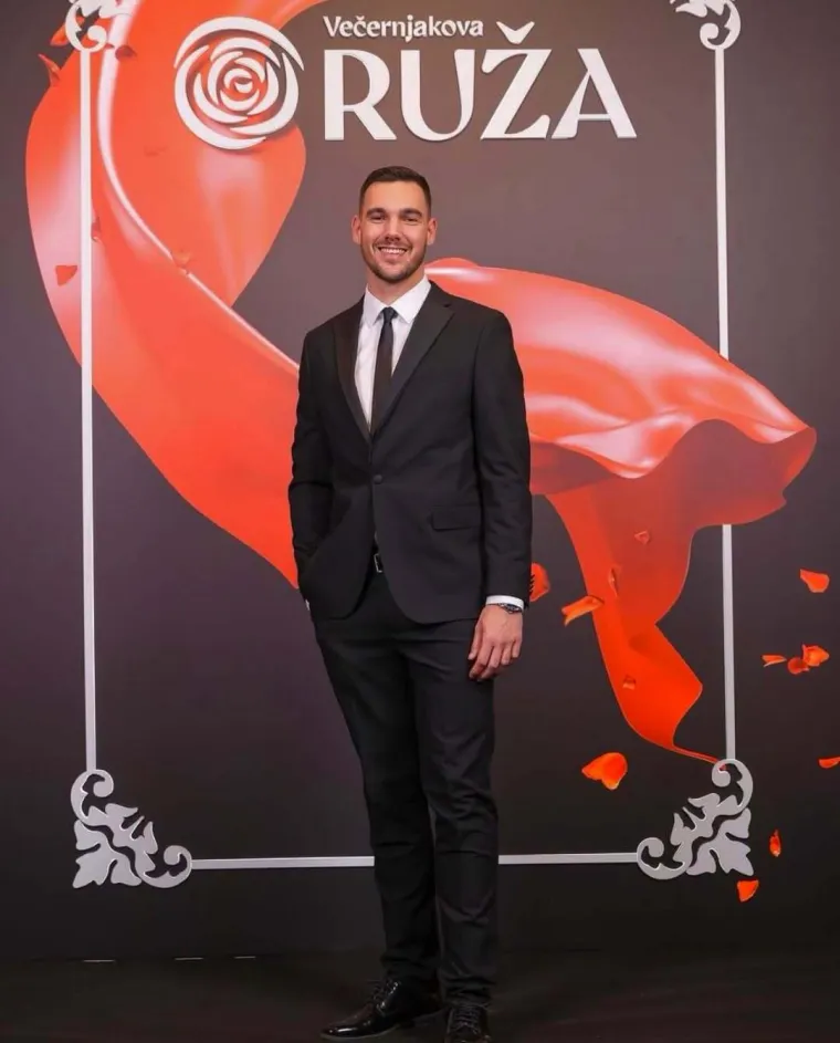 Tko je Karlo kad se kamere ugase? Preživio je veliku traumu i prona&scaron;ao ljubav u realityju