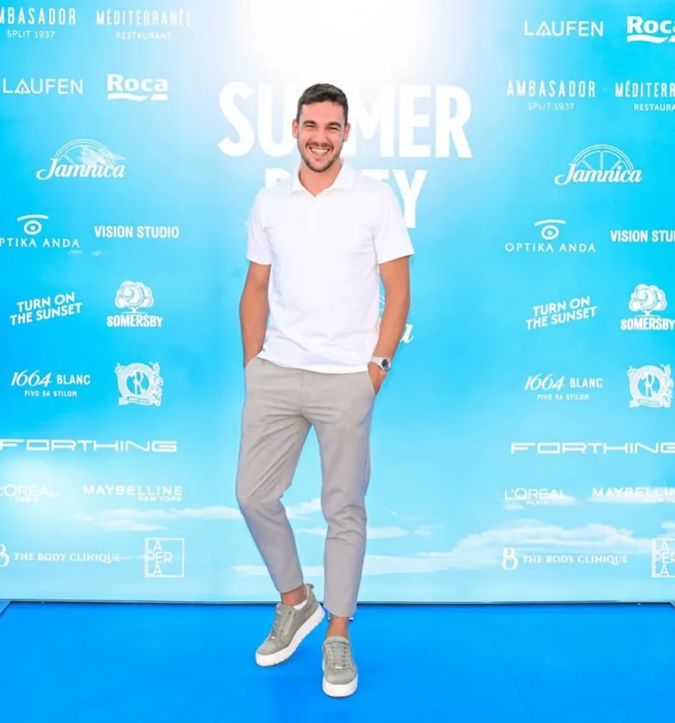 Tko je Karlo kad se kamere ugase? Preživio je veliku traumu i prona&scaron;ao ljubav u realityju