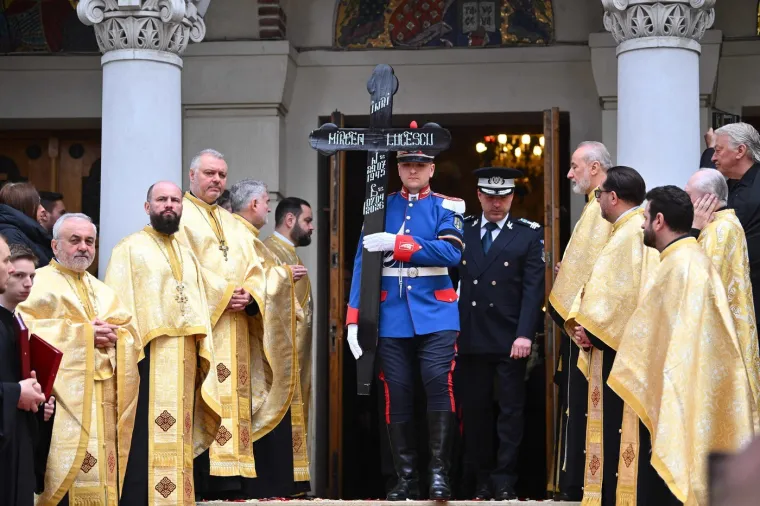 Brojni poznati oprostili se od jednog od najvećih trenera ikad