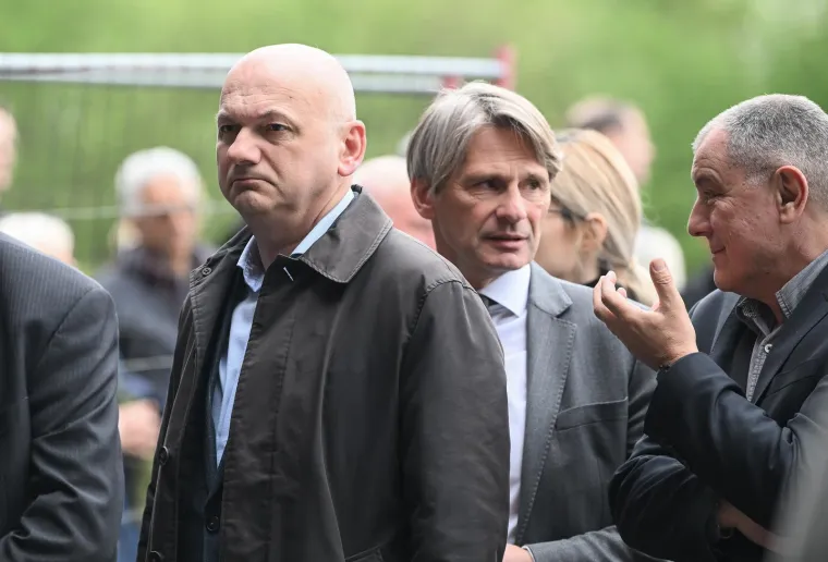 Posljednji ispraćaj Vlatka Cvrtile na Mirogoju: Od omiljenog profesora oprostili se brojni političari i kolege