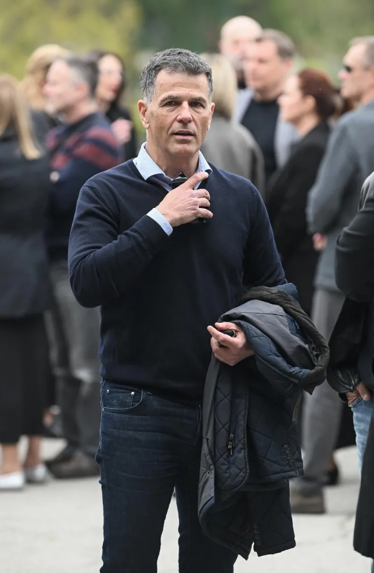 Posljednji ispraćaj Vlatka Cvrtile na Mirogoju: Od omiljenog profesora oprostili se brojni političari i kolege