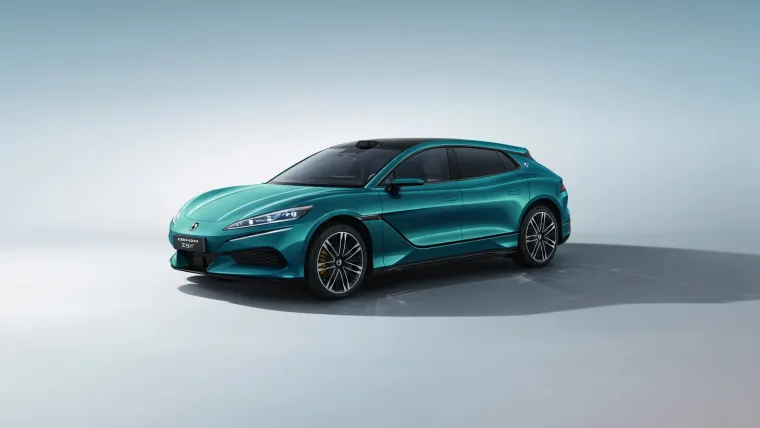 Zbogom Porsche? Denza napada Europu superautomobilom i brutalnim punjenjem