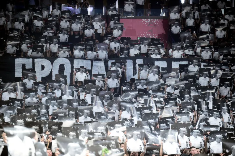 Muk u Areni pa gromoglasno &lsquo;Dule!&rsquo;: Ovako je izgledao opro&scaron;taj od 'Generala'