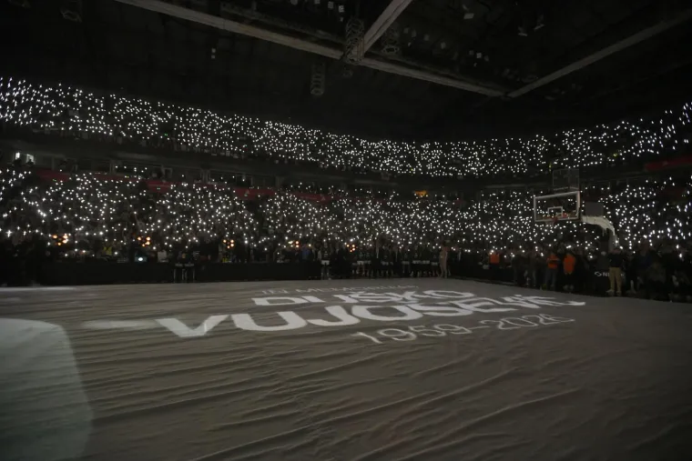 Muk u Areni pa gromoglasno &lsquo;Dule!&rsquo;: Ovako je izgledao opro&scaron;taj od 'Generala'