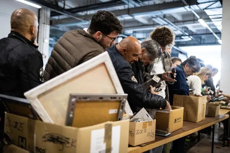 Izgubili ste ne&scaron;to? Možda je ba&scaron; ovdje, ali - prodaje se! Policija organizirala rasprodaju: Od mede do motora
