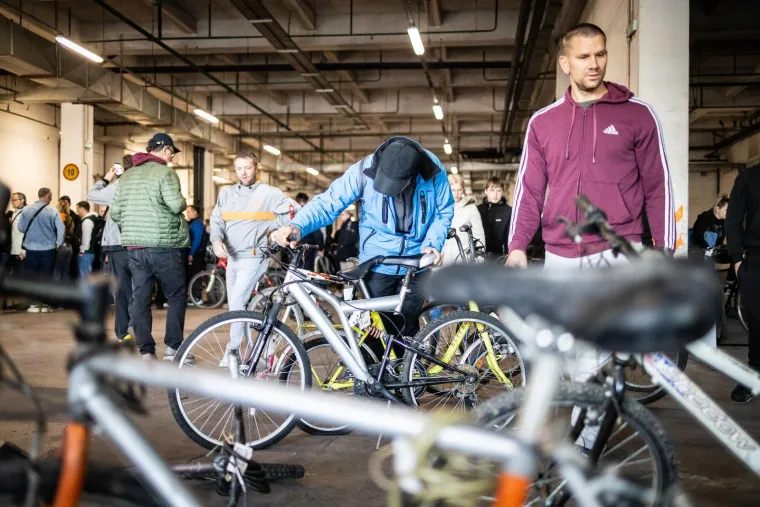 Izgubili ste ne&scaron;to? Možda je ba&scaron; ovdje, ali - prodaje se! Policija organizirala rasprodaju: Od mede do motora