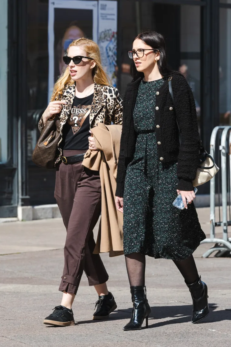 Kakve ljepotice na Korzu! Dvije crnke u kožnjacima zapalile centar grada