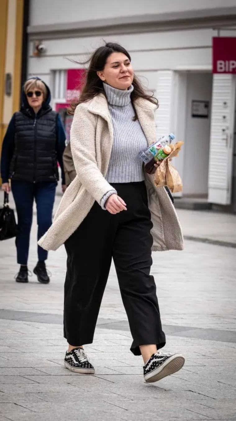 Svi su gledali samo u nju: Elegantna dama u bijelom zablistala na čakovečkoj &scaron;pici