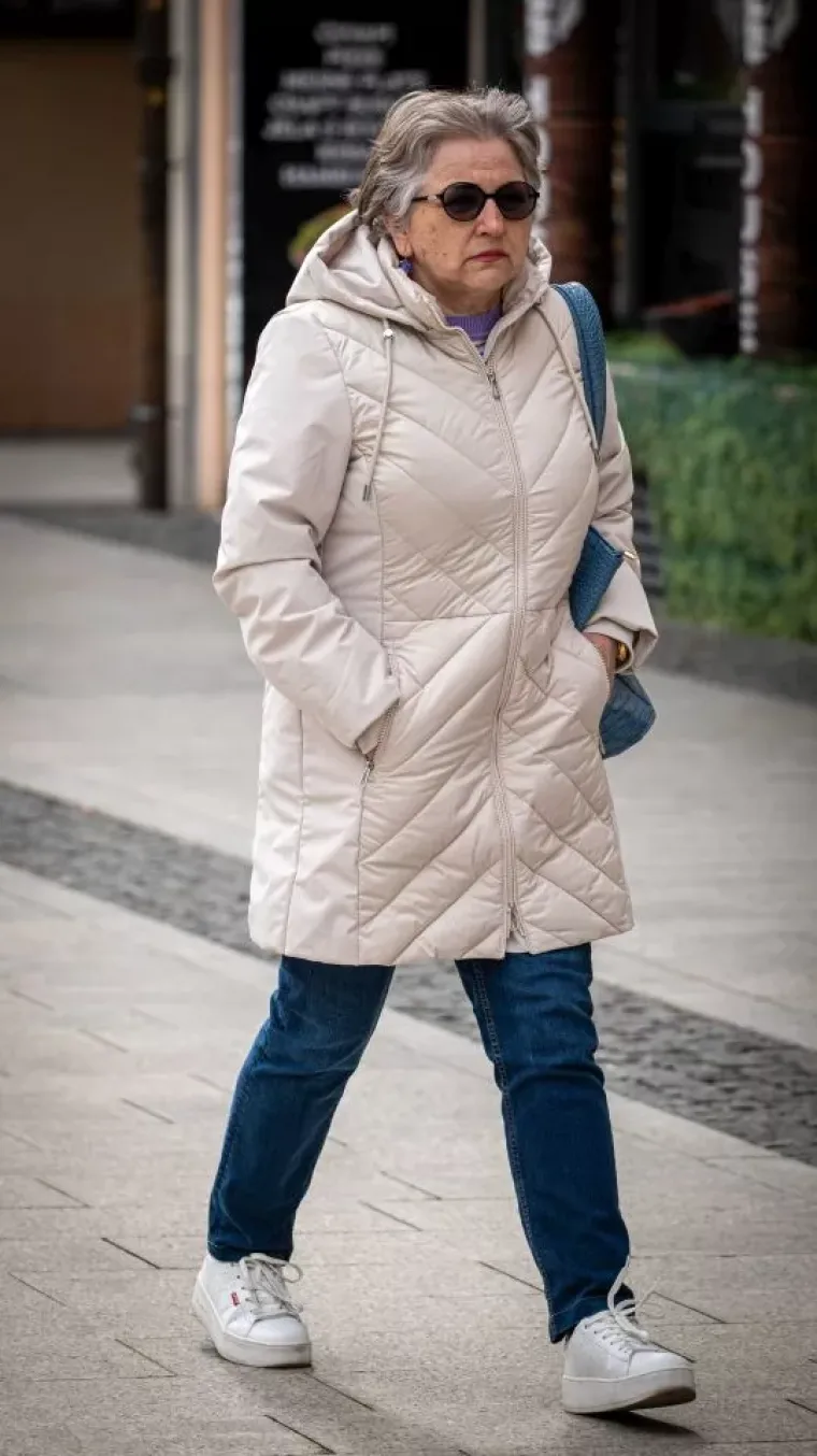 Svi su gledali samo u nju: Elegantna dama u bijelom zablistala na čakovečkoj &scaron;pici