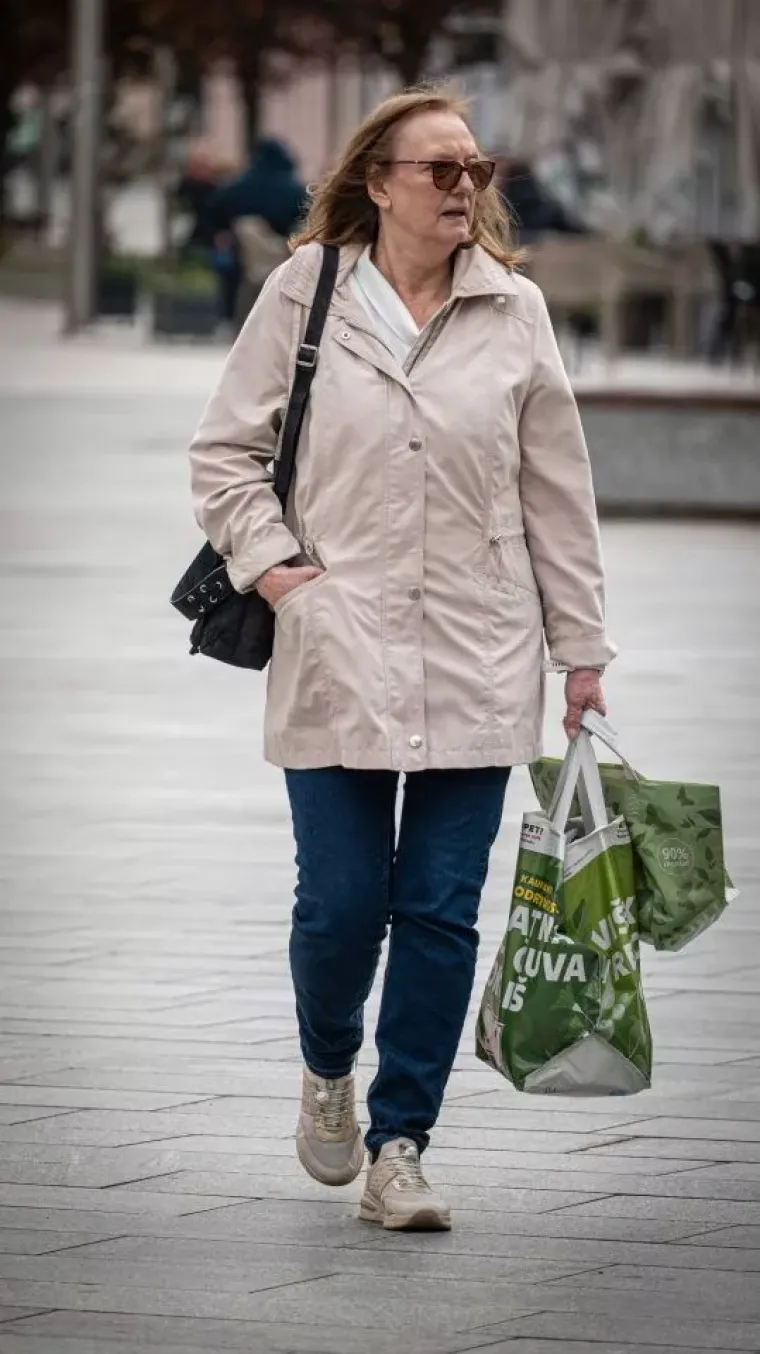 Svi su gledali samo u nju: Elegantna dama u bijelom zablistala na čakovečkoj &scaron;pici