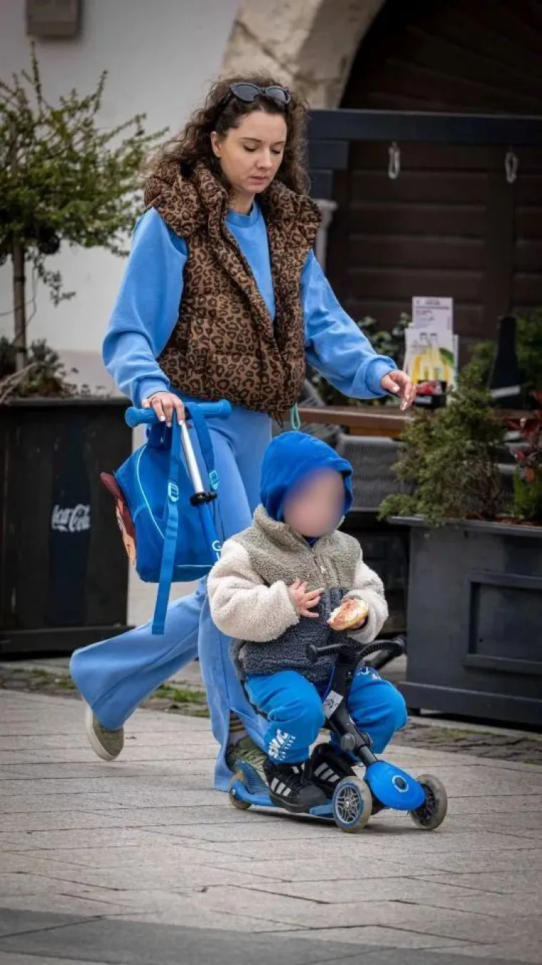 Svi su gledali samo u nju: Elegantna dama u bijelom zablistala na čakovečkoj &scaron;pici