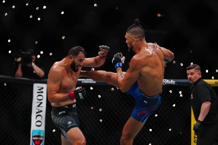 Trump usred napetosti s Iranom &scaron;okirao dolaskom na UFC: Svi gledali tko je u njegovoj loži