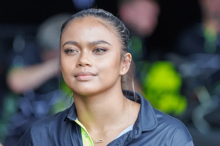 Atraktivna Bianca juri prema Formuli 1, a već je postala globalni fenomen