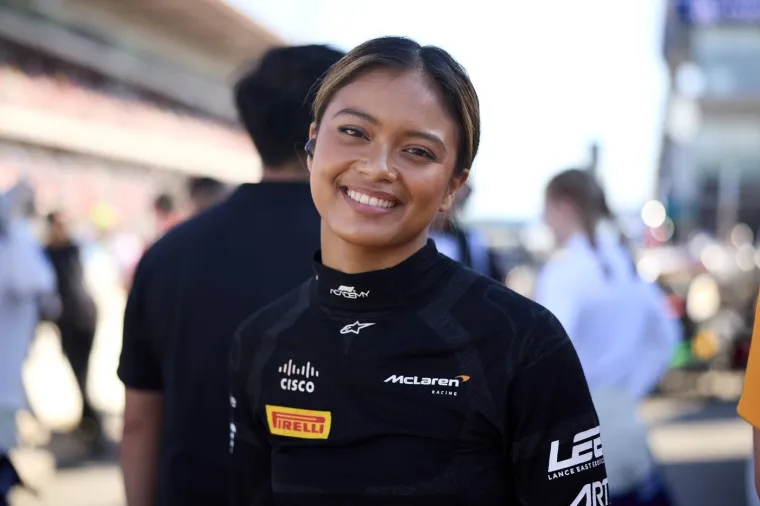 Atraktivna Bianca juri prema Formuli 1, a već je postala globalni fenomen