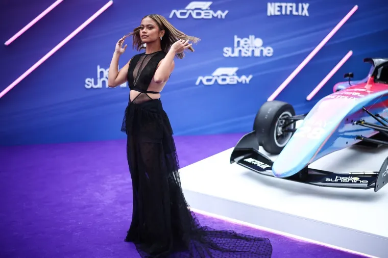 Atraktivna Bianca juri prema Formuli 1, a već je postala globalni fenomen