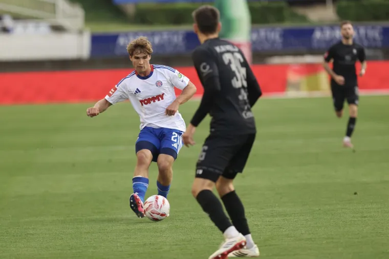 Torcida u manjem broju nego smo navikli, ali poslali su poruku koja se čuje do Francuske