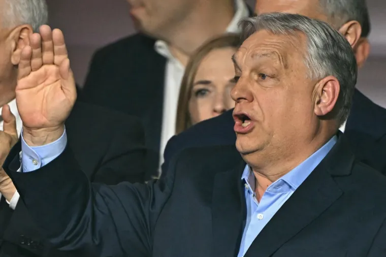 Pogledajte tužne izraze lica Viktora Orbana nakon izgubljenih izbora: 'Ovo je bolno'