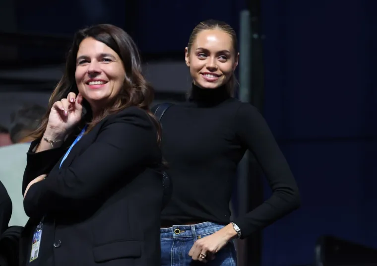 Bila sa Schumacherom, sad ljubi tenisku zvijezdu: Tko je zgodna plavu&scaron;a o kojoj bruji internet?