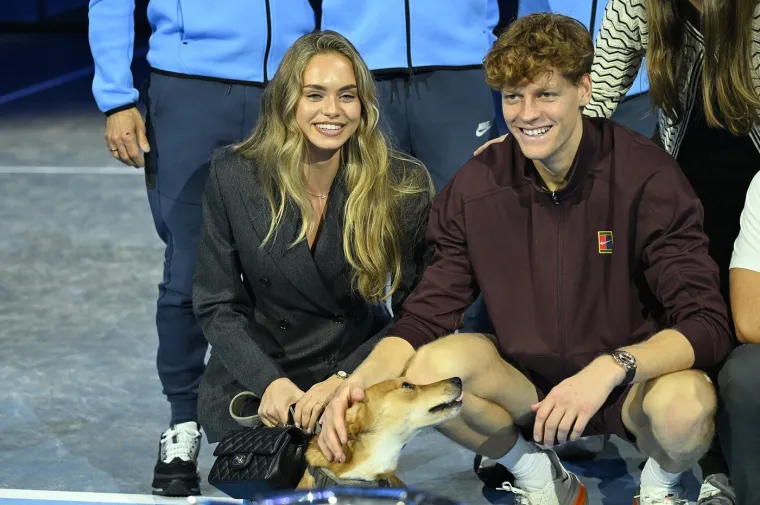 Bila sa Schumacherom, sad ljubi tenisku zvijezdu: Tko je zgodna plavu&scaron;a o kojoj bruji internet?